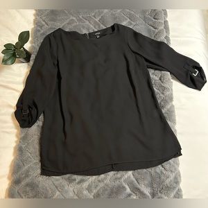 Really Cute Women’s Black Apt. 9 Brand 3/4 sleeve blouse with buckle detail! EUC
